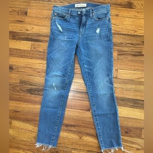 Gap 1969 Distress Raw Hem True Skinny Ankle Jeans